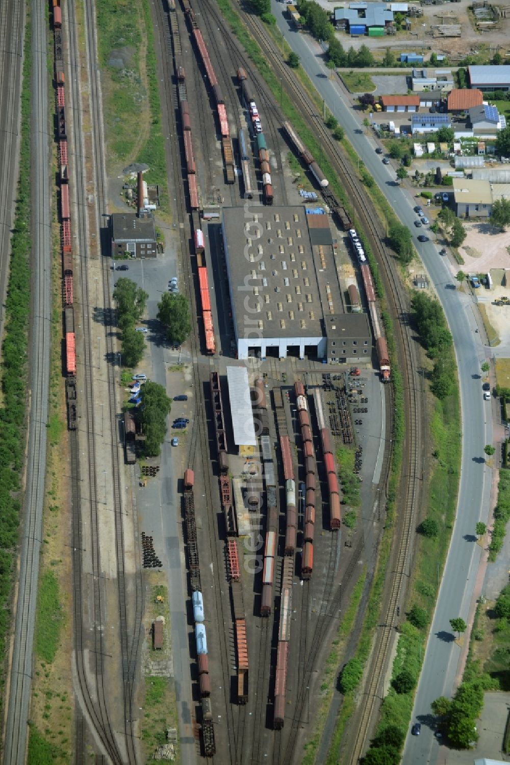 Seelze from the bird's eye view: Marshalling yard and freight station of the Deutsche Bahn in Seelze in the state Lower Saxony