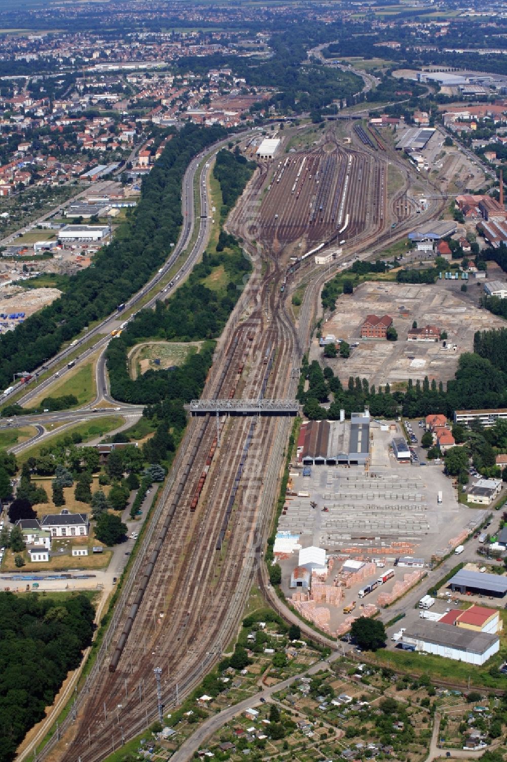 Aerial image Mülhausen - Marshalling yard and freight station of the Gare du Nord in Muelhausen in Frankreich