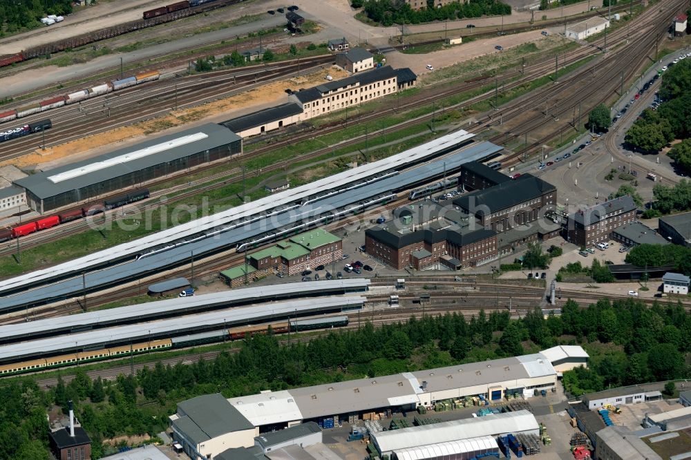 Zwickau from above - Shunting yard, freight yard and main station of the Deutsche Bahn in Zwickau in the federal state of Saxony, Germany