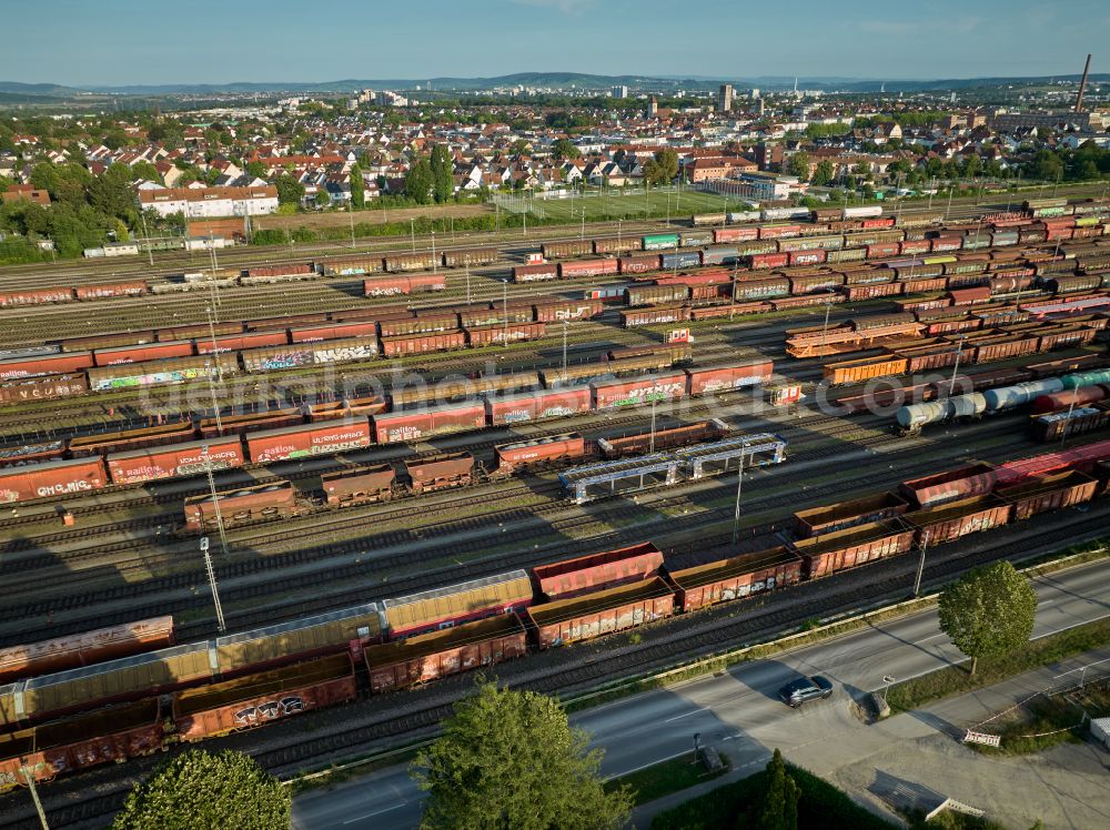 Aerial image Kornwestheim - Marshalling yard and freight station Deutsche Bahn on street Westrandstrasse in Kornwestheim in the state Baden-Wuerttemberg, Germany