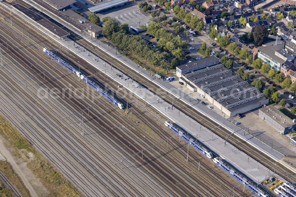 Aerial photograph Venlo - Marshalling yard and freight station in the Nederlandse Spoorwegen (NS) network on street Stationsplein in Venlo in Limburg, Netherlands