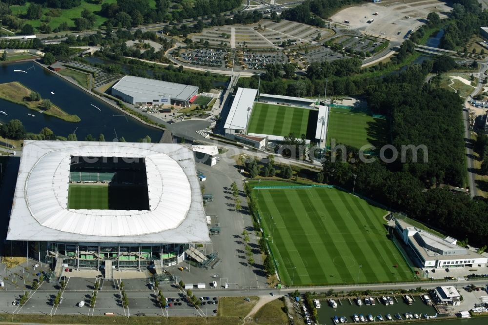 Wolfsburg from above - Sports grounds and football pitch VfL-FussballWelt in Wolfsburg in the state Lower Saxony