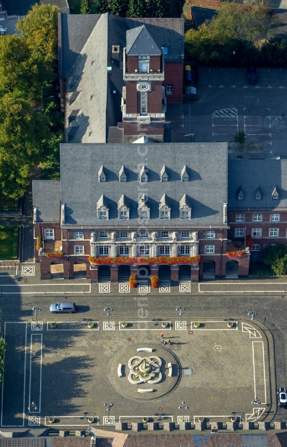 Bottrop from above - City Hall at Ernst-Wilczok Square in Bottrop in North Rhine-Westphalia