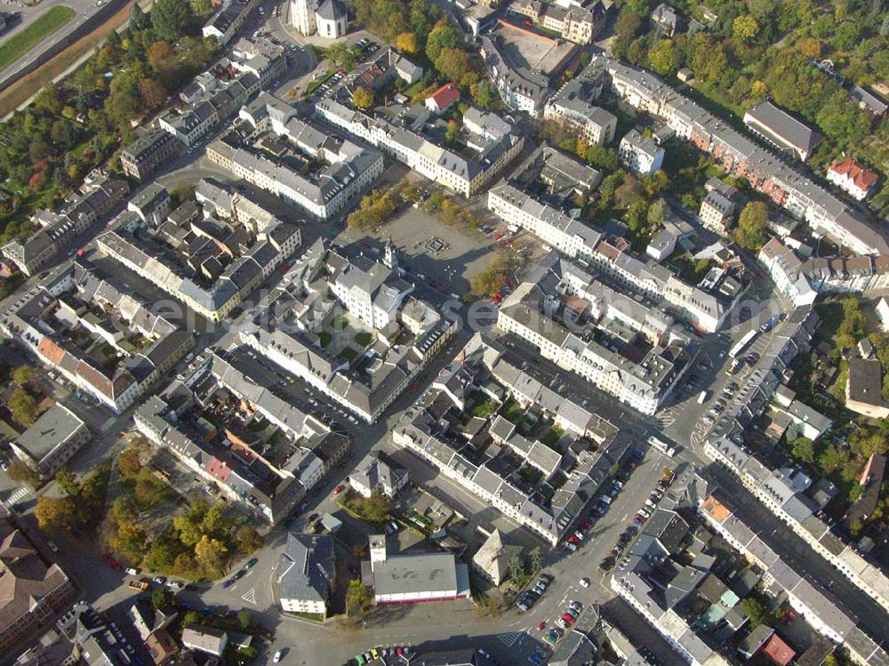 Aerial image Oelsnitz - Rathaus am Marktplatz in Oelsnitz. Stadtverwaltung Oelsnitz, Markt 1, 08606 Oelsnitz (Vogtl), Tel.: 037421/730, Fax: 037421/73111, e-mail: info@oelsnitz.de