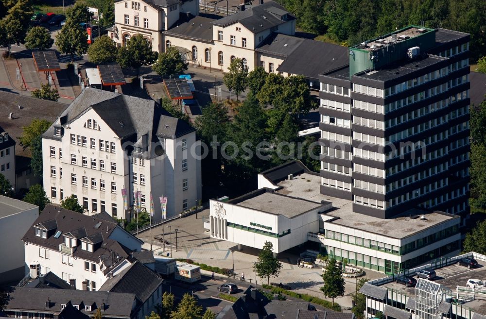 Aerial image Olpe - View of City Hall Olpe and left the city archives Altes Lyzeum in North Rhine-Westphalia. The administration building built in 1978 is located at the Franziskanerstrasse in Olpe in North Rhine-Westphalia