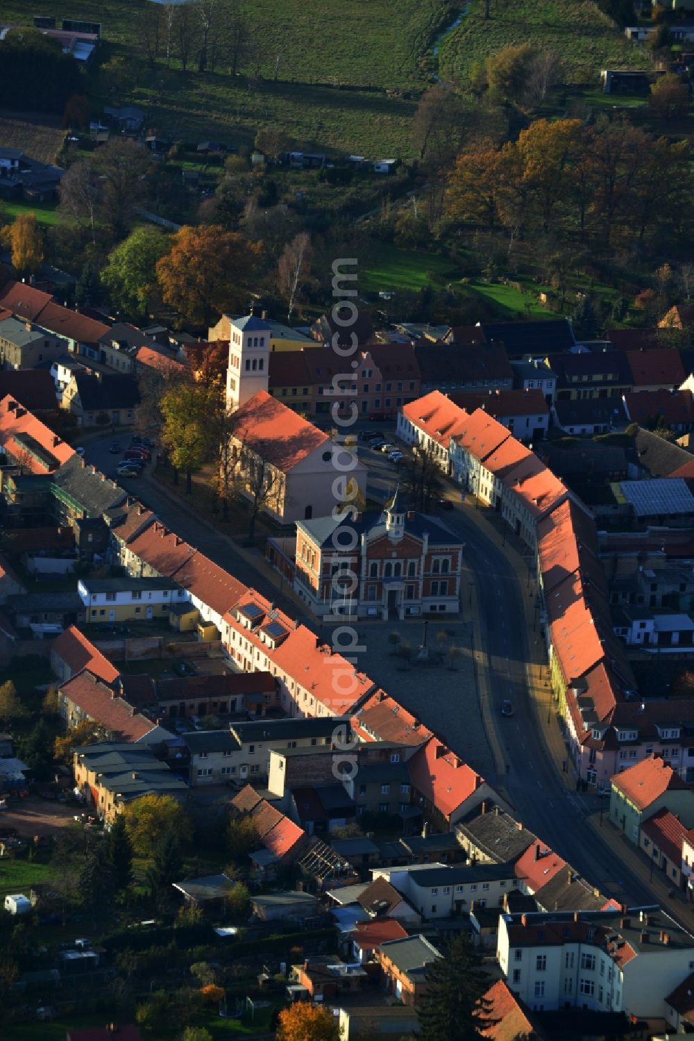 Aerial photograph Liebenwalde - Historical center. The town hall and the town church are surrounded by old houses in Liebenwalde in Brandenburg