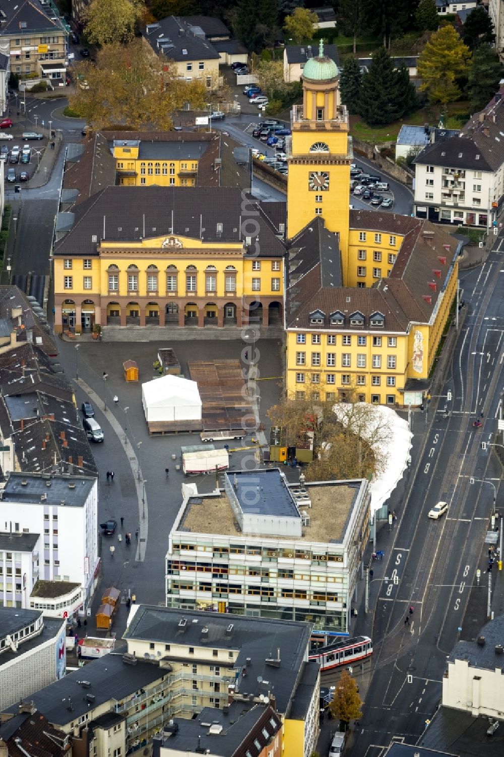 Aerial photograph Witten - City hall and tower at the Ruhrstraße in Witten in North Rhine-Westphalia