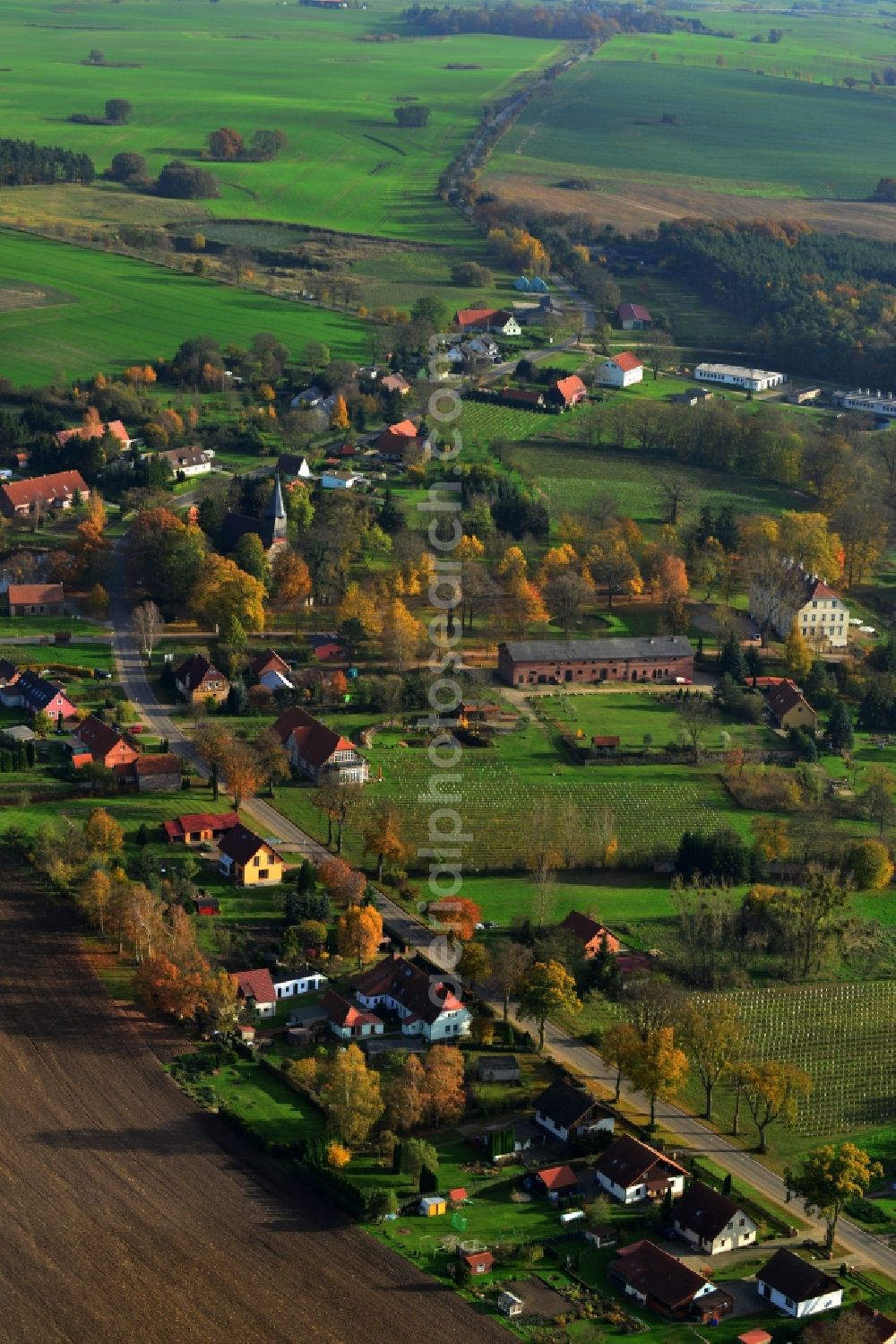 Aerial photograph Schönbeck Rattey - District view of Rattey in the municipality Schoenbeck in the state Mecklenburg West-Pomerania