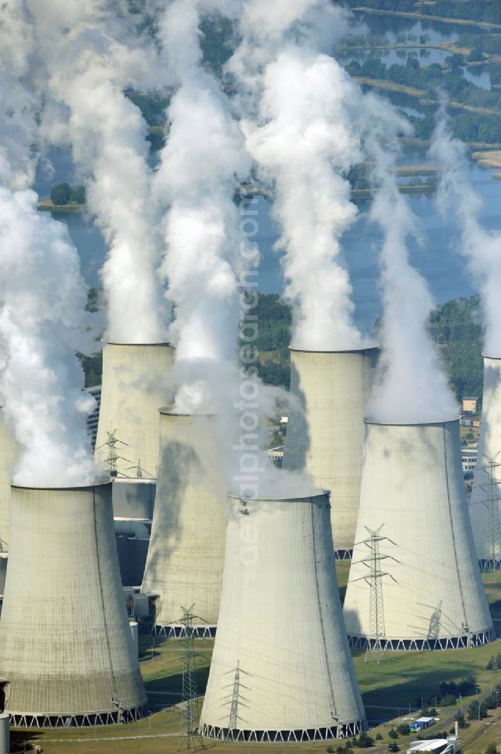 Aerial photograph Jänschwalde - Wads of smoke of the chimneys of the power plant Jaenschwalde in the state Brandenburg