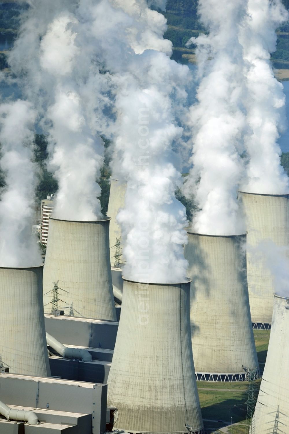 Aerial image Jänschwalde - Wads of smoke of the chimneys of the power plant Jaenschwalde in the state Brandenburg