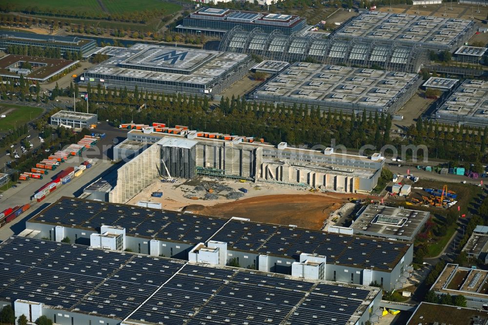 Leipzig from the bird's eye view: Dismantling of a high-bay warehouse complex and logistics center on the site Am alten Flughafen in the district Mockau in Leipzig in the state Saxony, Germany