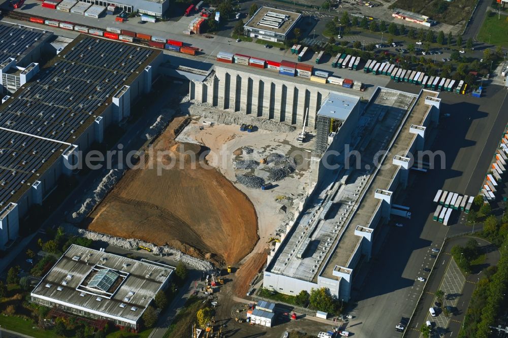 Aerial photograph Leipzig - Dismantling of a high-bay warehouse complex and logistics center on the site Am alten Flughafen in the district Mockau in Leipzig in the state Saxony, Germany