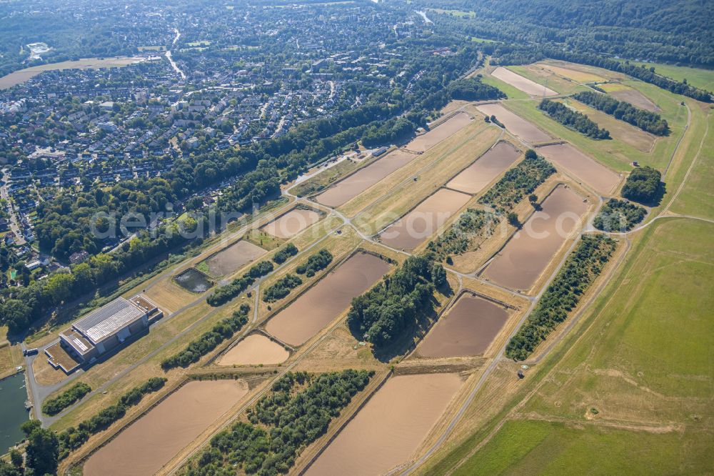 Aerial photograph Essen - Retention basin and water storage of Wassergewinnung Essen GmbH in Essen at Ruhrgebiet in the state North Rhine-Westphalia, Germany