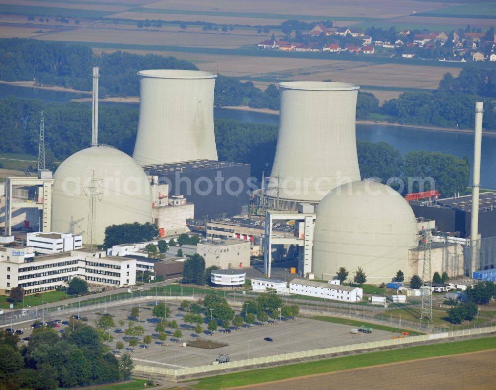 Biblis from the bird's eye view: Building remains of the reactor units and facilities of the NPP nuclear power plant of RWE Power AG in Biblis in the state Hesse