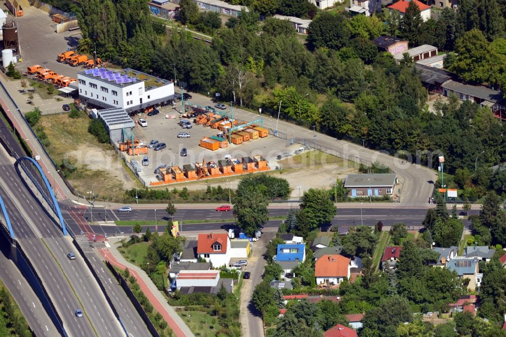 Berlin from above - BSR recycling Oberspree at the bridge the road Spindlersfelder Strasse across the street Oberspreestrasse in Berlin Köpenick