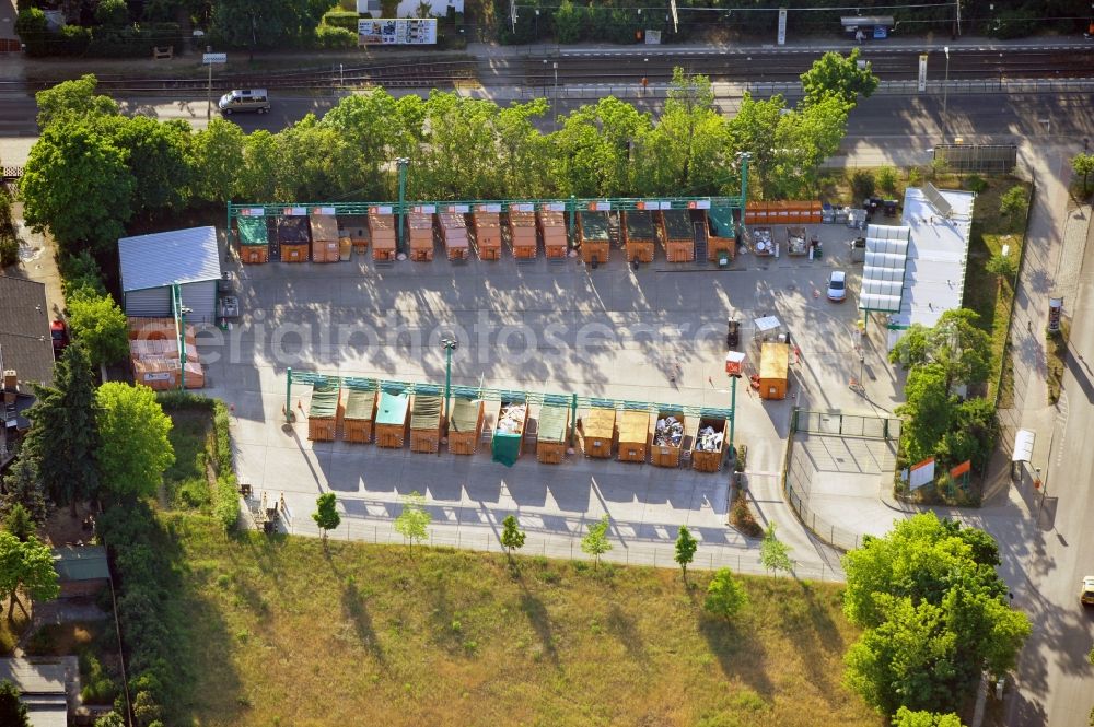 Aerial image Berlin - BSR recycling yard at the street Rahsdorfer Strasse of the Berlin city cleaning company in the district Mahlsdorf of Berlin