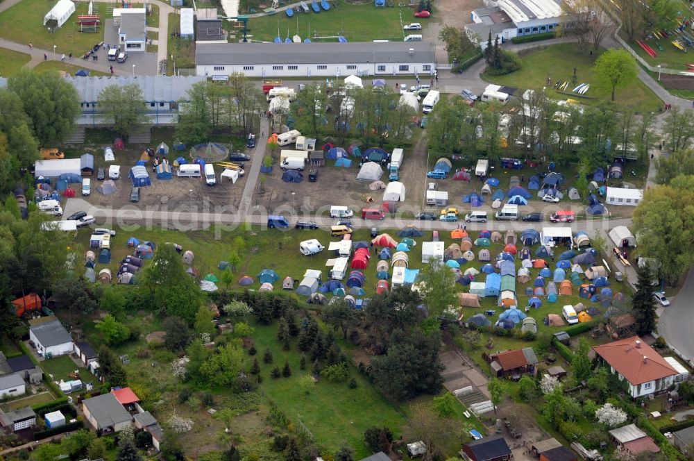 Brandenburg from the bird's eye view: The regatta course on the Brandenburg Beetzsee. The sports complex is the venue for the annual regatta Brandenburg canoe racing, dragon boat racing and canoe marathon