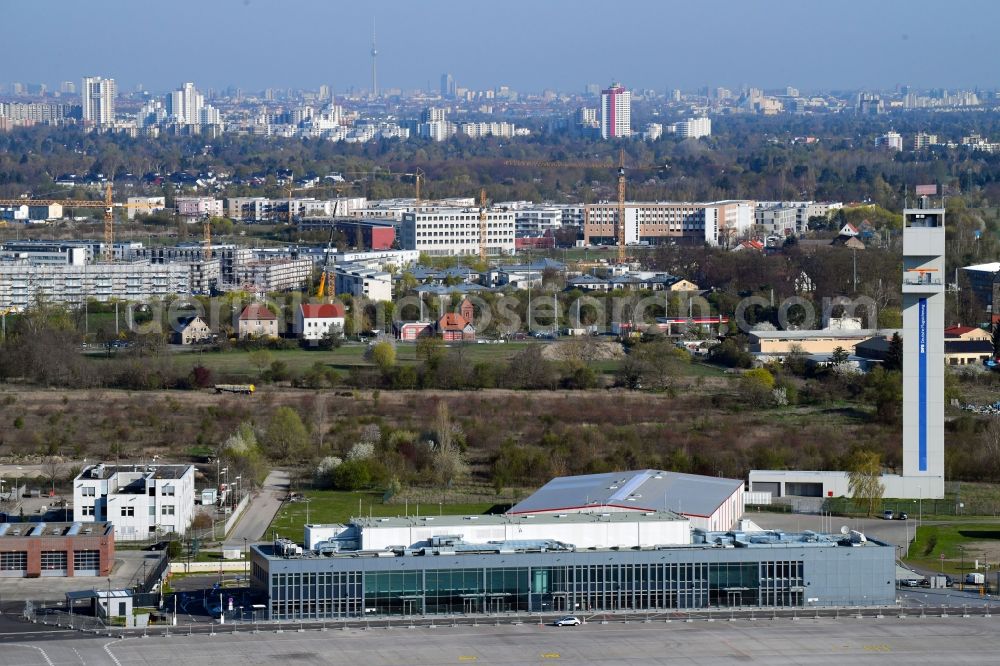 Aerial photograph Schönefeld - Grounds of the airport Regierungsflughafen - Empfangsgebaeude in Protokollbereich on Flughafen BER in Schoenefeld in the state Brandenburg, Germany