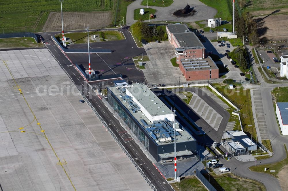 Schönefeld from the bird's eye view: Grounds of the airport Regierungsflughafen - Empfangsgebaeude in Protokollbereich on Flughafen BER in Schoenefeld in the state Brandenburg, Germany