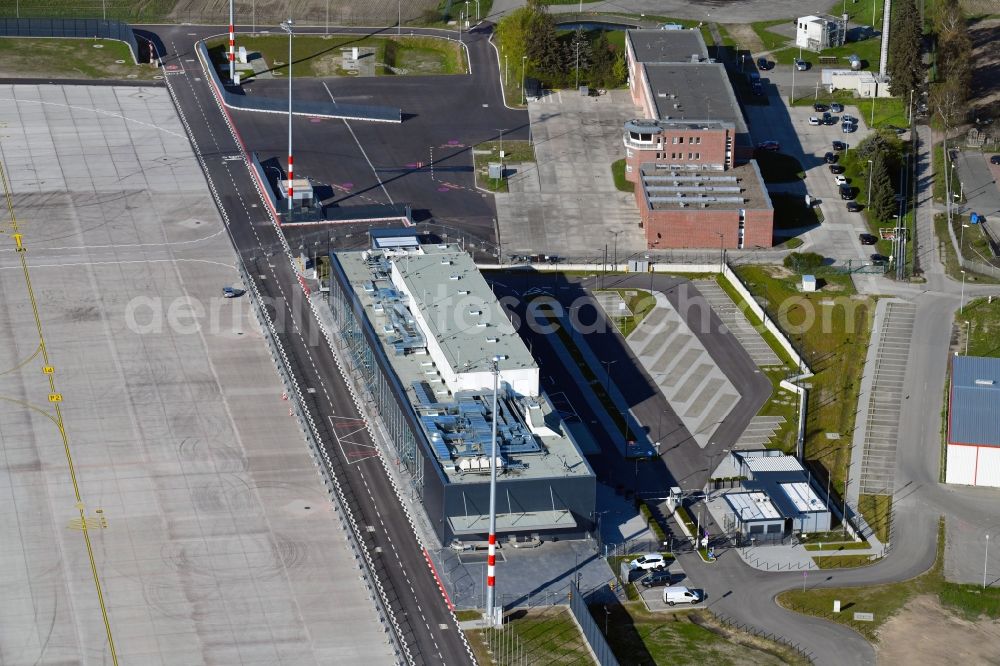 Aerial image Schönefeld - Grounds of the airport Regierungsflughafen - Empfangsgebaeude in Protokollbereich on Flughafen BER in Schoenefeld in the state Brandenburg, Germany