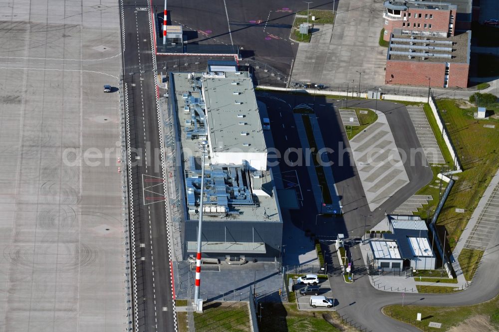 Schönefeld from above - Grounds of the airport Regierungsflughafen - Empfangsgebaeude in Protokollbereich on Flughafen BER in Schoenefeld in the state Brandenburg, Germany