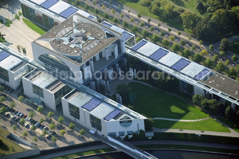 Berlin Moabit from above - Government district with the Federal Chancellery along the Spree in Berlin Tiergarten