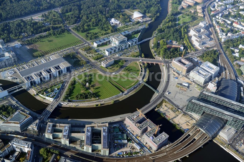 Berlin Moabit from above - Government district with the Federal Chancellery along the Spree in Berlin Tiergarten