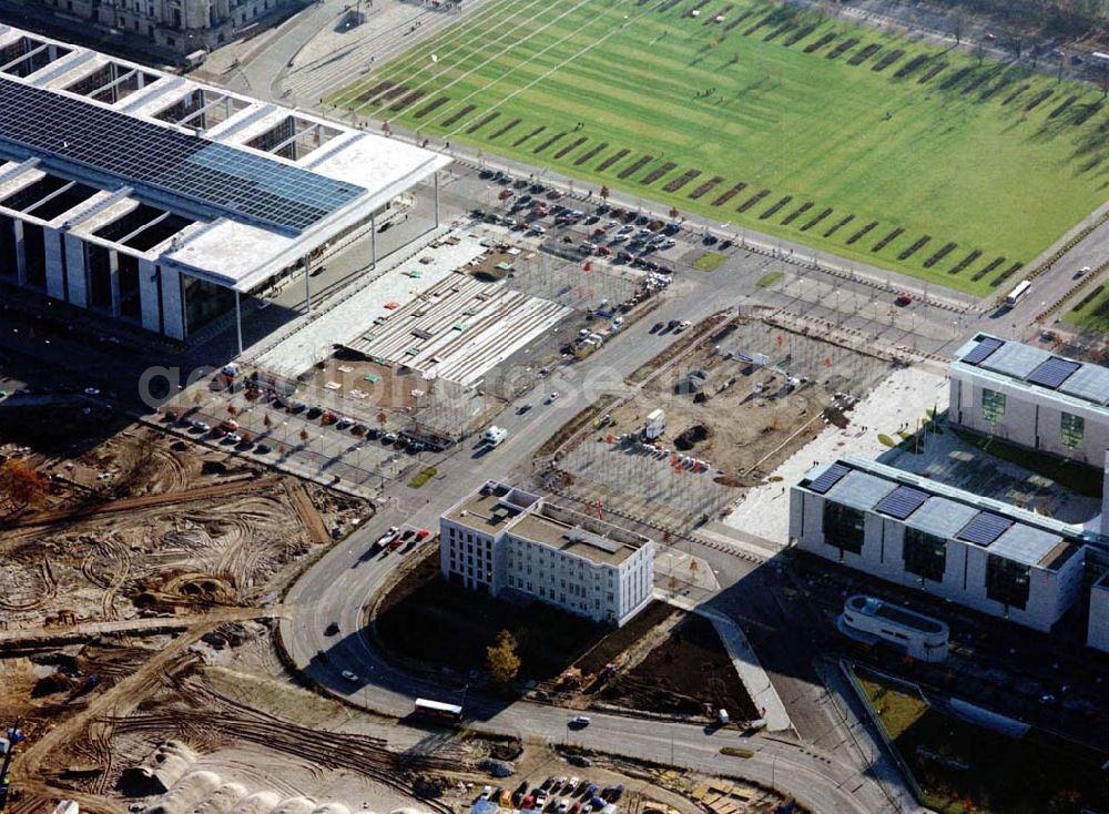 Aerial image Berlin - Tiergarten - Regierungsviertel, Bundeskanzleramt, Schweizer Botschaft