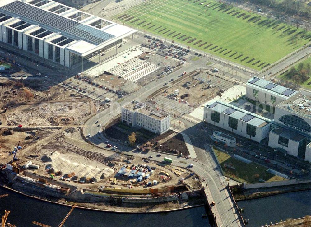 Berlin - Tiergarten from above - Regierungsviertel, Bundeskanzleramt, Schweizer Botschaft