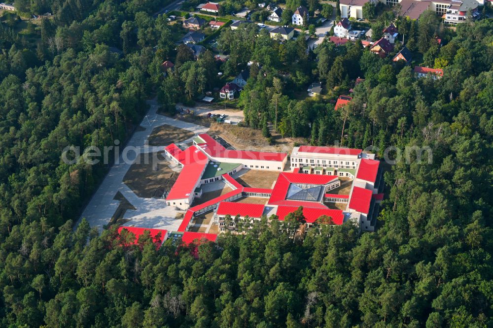 Aerial image Strausberg - Rehabilitation center of the Rehaklinik aftercare clinic on the bypass road at the corner of Amselweg in Strausberg in the federal state of Brandenburg, Germany