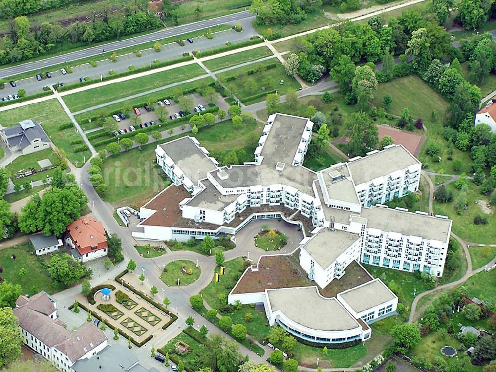 Aerial image Schönebeck - Blick auf die Rehaklinik in Schönebeck Waldburg-Zeil Kliniken Rehabilitationsklinik Bad Salzelmen Badepark 5 39218 Schönebeck (Elbe) Sachsen-Anhalt Telefon: 03928 / 718-0