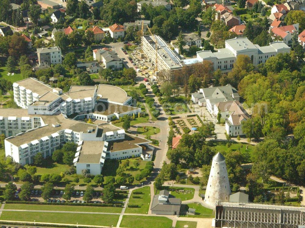 Aerial photograph Schönebeck - Blick auf die Rehaklinik in Schönebeck, (Betreiber: Waldburg-Zeil Kliniken Rehabilitationsklinik Bad Salzelmen), Badepark 5,39218 Schönebeck (Elbe),Sachsen-Anhalt,Telefon: 03928 / 718-0