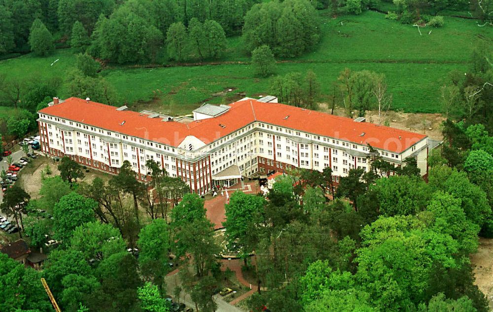 Dahlewitz - Hoppegarten from above - Rehaklinik in Dahlwitz - Hoppegarten (MEDIAN - Klinikverbund).10.04.1995