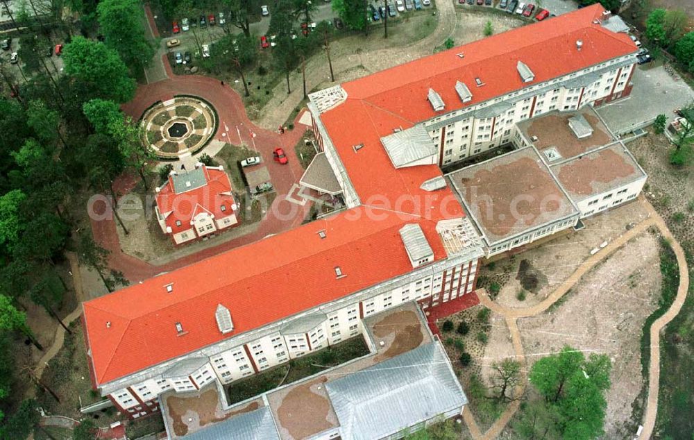 Dahlewitz - Hoppegarten from above - Rehaklinik in Dahlwitz - Hoppegarten (MEDIAN - Klinikverbund).10.04.1995