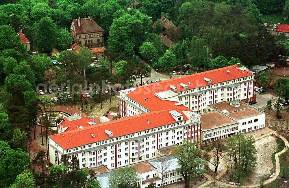 Dahlewitz - Hoppegarten from above - Rehaklinik in Dahlwitz - Hoppegarten (MEDIAN - Klinikverbund).10.04.1995