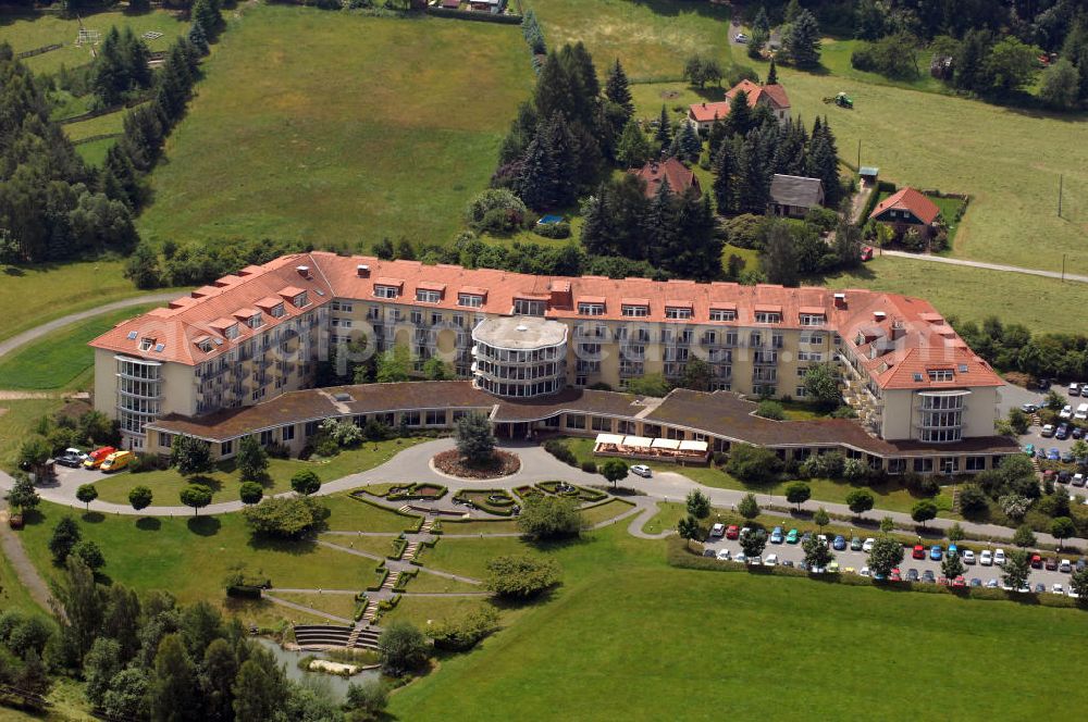 Aerial photograph Niederschöna - Blick auf die Klinik am Tharandter Wald. Die Rehabilitationsklinik besitzt 240 Zimmer. Hier werden seit 1997 Patienten der Orthopädie, Unfallchirurgie, Inneren Medizin, Kardiologie und Neurologie behandelt. Kontakt: Klinik am Tharandter Wald (Rehaklinik), Herzogswalder Str. 1, 09600 Niederschöna, Tel. +49(0)035209 270, Email: info@reha-hetzdorf.de