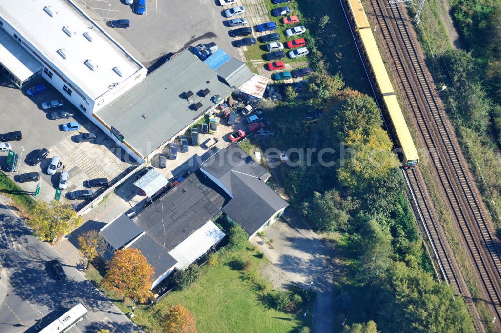 Aerial photograph Bernau - Blick auf die Reifen- und KFZ - Werkstatt an der Zepernicker Chausse in 16321 Bernau. Automobile tires - workshop at Zepernicker Chausse in 16321 Bernau.