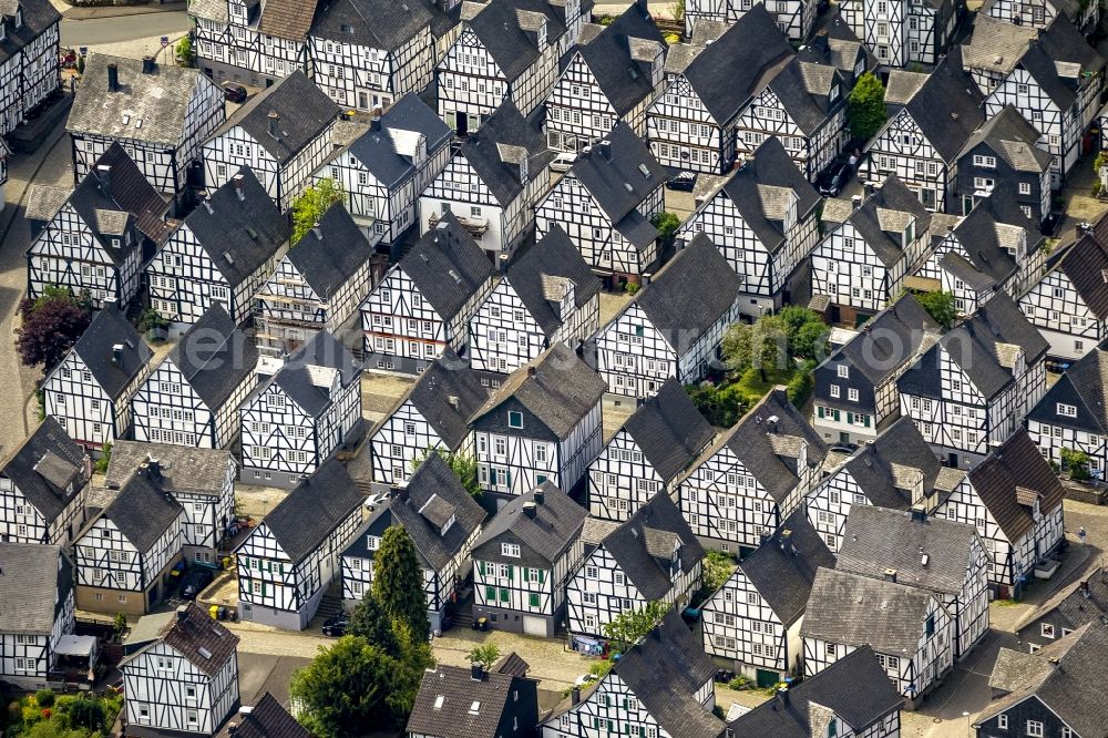 Aerial image Freudenberg - Series of historically true original half-timbered houses in the center of Freudenberg in the state of North Rhine-Westphalia