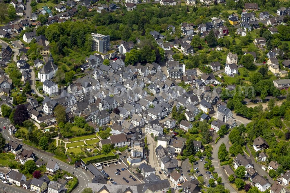 Aerial image Freudenberg - Series of historically true original half-timbered houses in the center of Freudenberg in the state of North Rhine-Westphalia