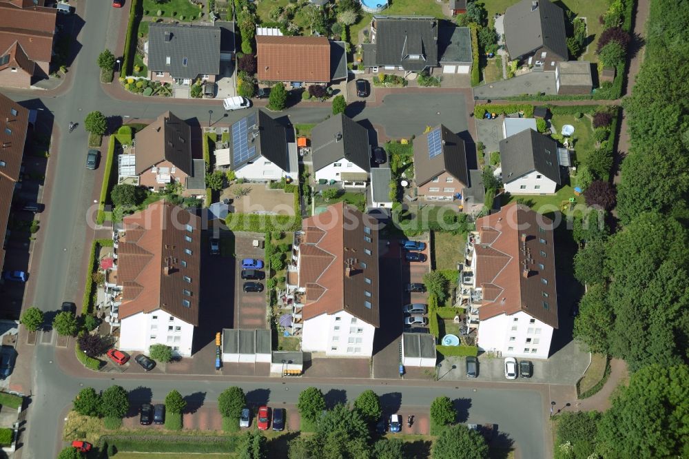 Bönen from above - Terraced house of MARKUS GEROLD ENTERPRISE GROUP Im Hasenwinkel in Boenen in the state North Rhine-Westphalia