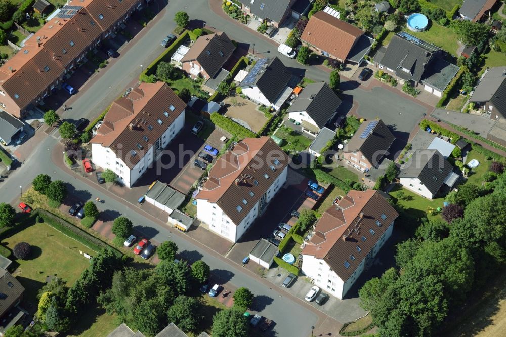 Bönen from the bird's eye view: Terraced house of MARKUS GEROLD ENTERPRISE GROUP Im Hasenwinkel in Boenen in the state North Rhine-Westphalia