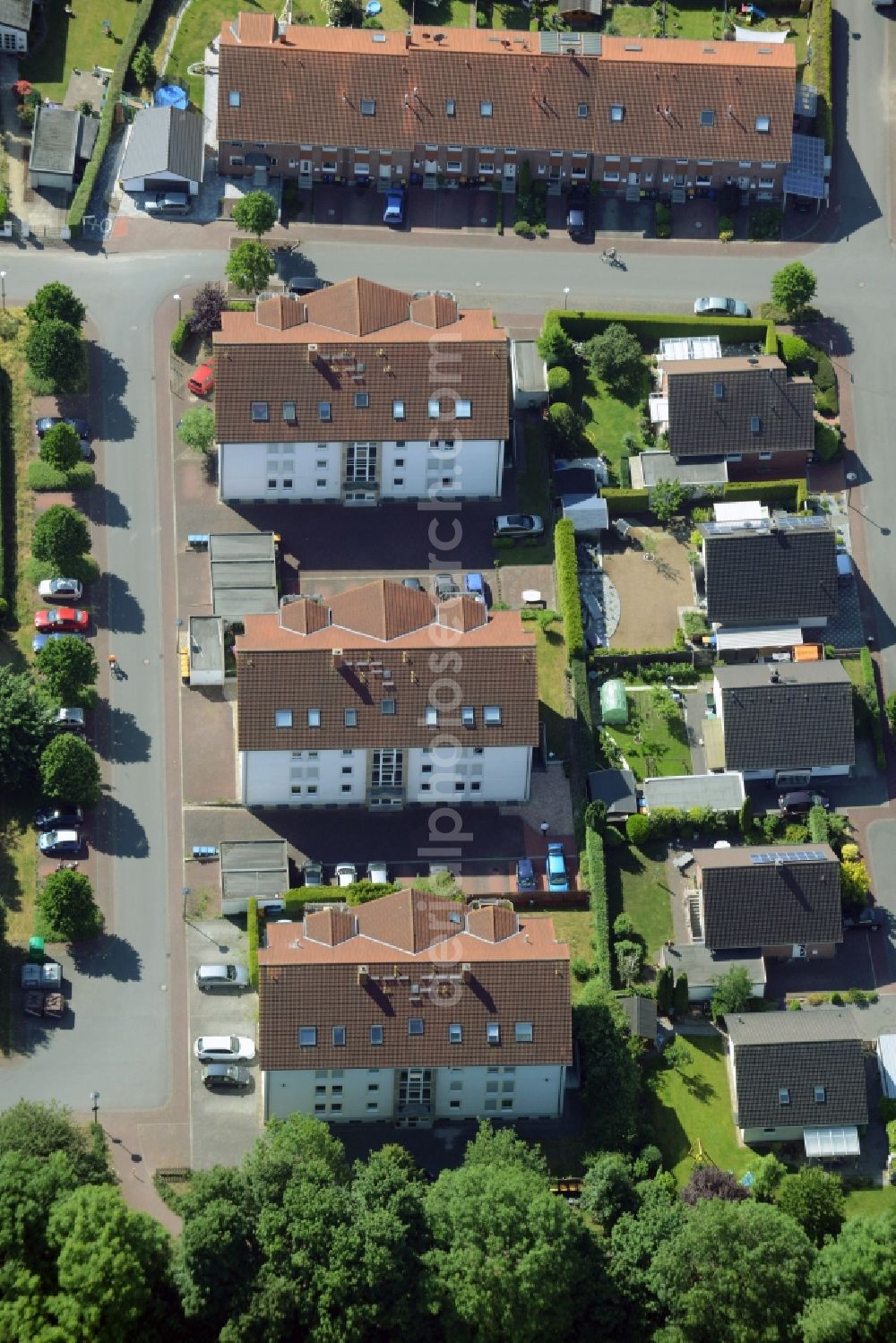 Aerial photograph Bönen - Terraced house of MARKUS GEROLD ENTERPRISE GROUP Im Hasenwinkel in Boenen in the state North Rhine-Westphalia