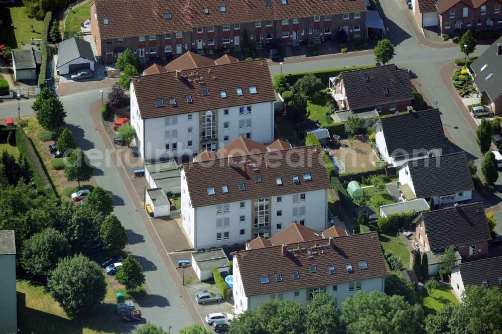 Aerial photograph Bönen - Terraced house of MARKUS GEROLD ENTERPRISE GROUP Im Hasenwinkel in Boenen in the state North Rhine-Westphalia