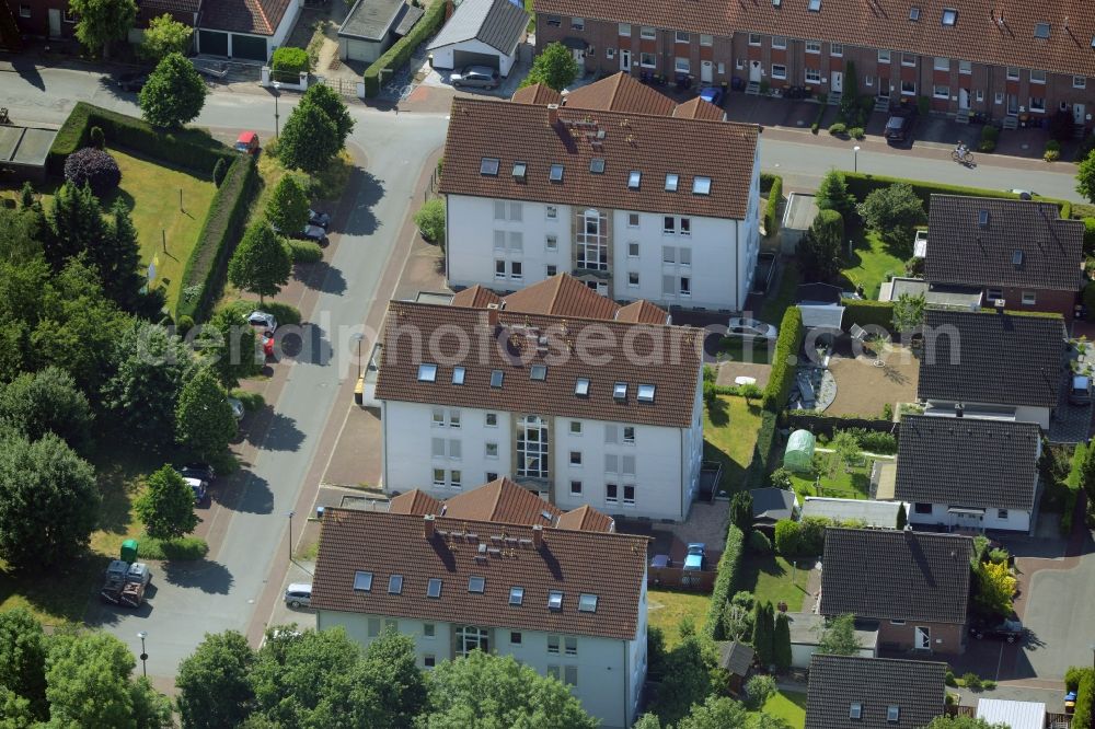 Bönen from the bird's eye view: Terraced house of MARKUS GEROLD ENTERPRISE GROUP Im Hasenwinkel in Boenen in the state North Rhine-Westphalia