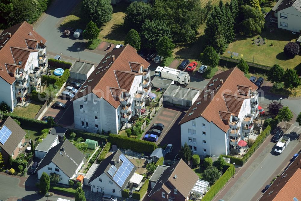 Bönen from above - Terraced house of MARKUS GEROLD ENTERPRISE GROUP Im Hasenwinkel in Boenen in the state North Rhine-Westphalia