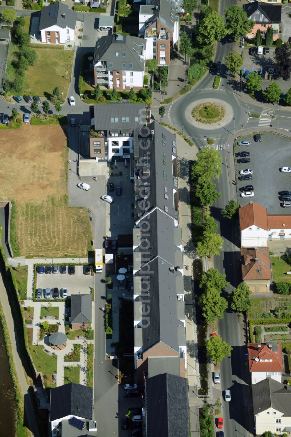 Menden (Sauerland) from above - Terraced house of MARKUS GEROLD ENTERPRISE GROUP Am Hoenneufer in Menden (Sauerland) in the state North Rhine-Westphalia