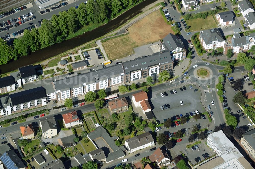 Aerial photograph Menden (Sauerland) - Terraced house of MARKUS GEROLD ENTERPRISE GROUP Am Hoenneufer in Menden (Sauerland) in the state North Rhine-Westphalia