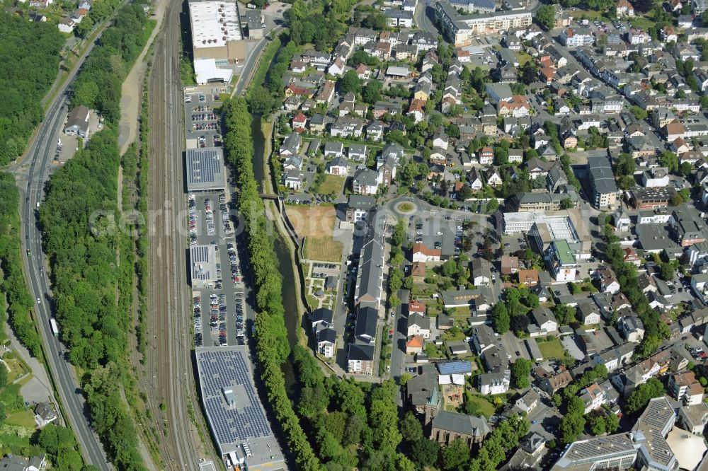 Aerial photograph Menden (Sauerland) - Terraced house of MARKUS GEROLD ENTERPRISE GROUP Am Hoenneufer in Menden (Sauerland) in the state North Rhine-Westphalia