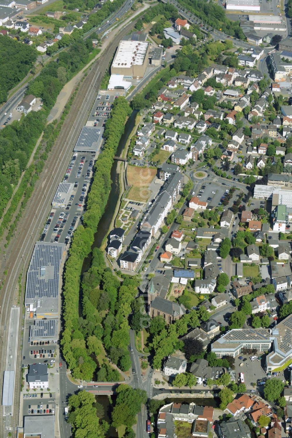 Menden (Sauerland) from above - Terraced house of MARKUS GEROLD ENTERPRISE GROUP Am Hoenneufer in Menden (Sauerland) in the state North Rhine-Westphalia