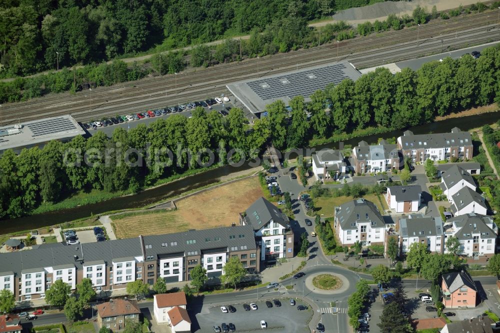 Aerial photograph Menden (Sauerland) - Terraced house of MARKUS GEROLD ENTERPRISE GROUP Am Hoenneufer in Menden (Sauerland) in the state North Rhine-Westphalia